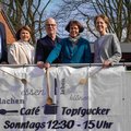 Sie setzten sich für das Café Topfgucker ein: Pastor Rainer Karstens, Christine Thomsen (Inner Wheel Club Rendsburg), Dr. Nils Borchers (Rotary Club Rendsburg), Pastorin Claudia Heynen und Ulrike Göldner-Schwarz (Kirchengemeinderat) (von links). Sie setzten sich für das Café Topfgucker ein: Pastor Rainer Karstens, Christine Thomsen (Inner Wheel Club Rendsburg), Dr. Nils Borchers (Rotary Club Rendsburg), Pastorin Claudia Heynen und Ulrike Göldner-Schwarz (Kirchengemeinderat) (von links).